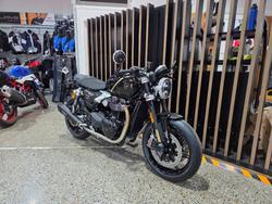 2027 Triumph 2027 Triumph 1200CC Speed Twin 1200 TFC Black