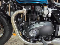 2026 Triumph BONNEVILLE BOBBER BLUE