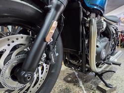 2026 Triumph BONNEVILLE BOBBER BLUE
