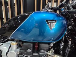 2026 Triumph BONNEVILLE BOBBER BLUE