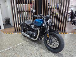2026 Triumph BONNEVILLE BOBBER BLUE