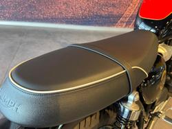 2026 Triumph Bonneville T100 (900cc) Bonneville Black