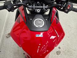 2026 Honda CB1000 HORNET SP Red