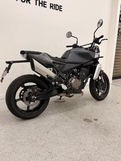 2024 HUSQVARNA SVARTPILEN 801 Black