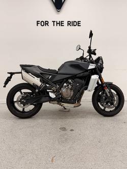 Husqvarna Svartpilen 801