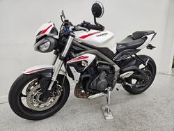 2022 Triumph STREET TRIPLE S 660 LAMS White