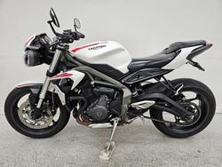 2022 Triumph STREET TRIPLE S 660 LAMS White