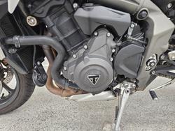 2022 Triumph STREET TRIPLE S 660 LAMS White