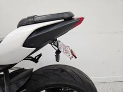2022 Triumph STREET TRIPLE S 660 LAMS White
