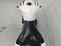 2022 Triumph STREET TRIPLE S 660 LAMS White