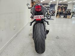 2022 Triumph STREET TRIPLE S 660 LAMS White