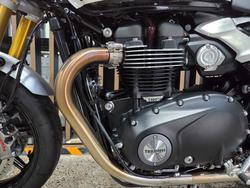 2026 Triumph BONNEVILLE SPEED TWIN 1200 RS ORANGE