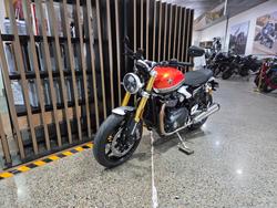 2026 Triumph BONNEVILLE SPEED TWIN 1200 RS ORANGE