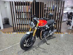 2026 Triumph BONNEVILLE SPEED TWIN 1200 RS ORANGE