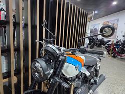 2026 Triumph BONNEVILLE SPEED TWIN Black