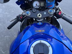 2006 Suzuki GSX-R600 Blue / White