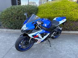 2006 Suzuki GSX-R600 Blue / White