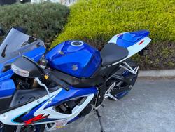 2006 Suzuki GSX-R600 Blue / White