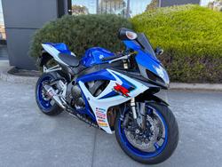 2006 Suzuki GSX-R600 Blue / White