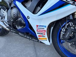 2006 Suzuki GSX-R600 Blue / White