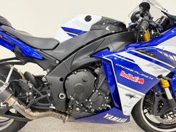 2014 YAMAHA YZF-R1 Blue