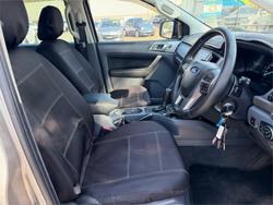2016 FORD EVEREST TREND (RWD)