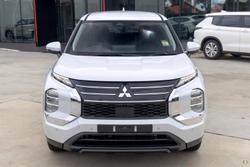 2026 Mitsubishi Outlander ES ZM MY26 White Diamond