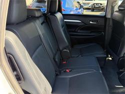 2015 TOYOTA KLUGER GX (4x2)