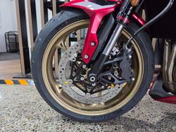 2026 Triumph TRIDENT 800 RED