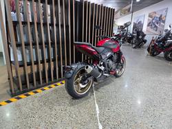 2026 Triumph TRIDENT 800 RED