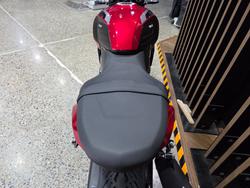 2026 Triumph TRIDENT 800 RED