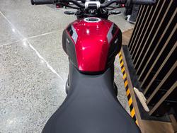 2026 Triumph TRIDENT 800 RED