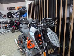 2022 Ktm 390 DUKE ORANGE