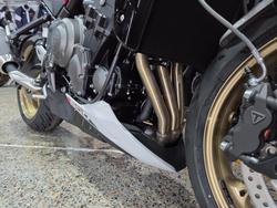 2026 Triumph TRIDENT 800 GREY