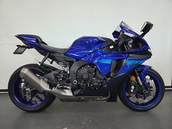 Yamaha YZF-R1