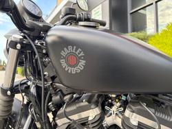 2019 HARLEY-DAVIDSON XL883N IRON 883 Black