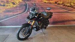 2026 Suzuki V-Strom 800DE V-Strom Black