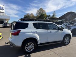 2018 Isuzu MU-X LS-T