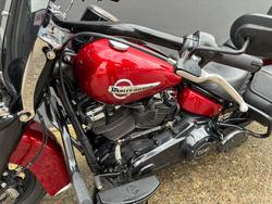 2018 HARLEY-DAVIDSON FLHCS HERITAGE CLC S 114 SOLID RED