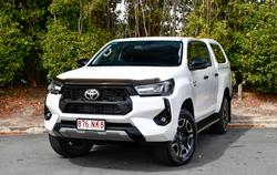 2025 Toyota Hilux SR5 48V