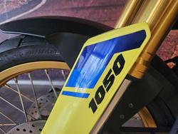 2024 Suzuki V-Strom 1050DE V-Strom Yellow