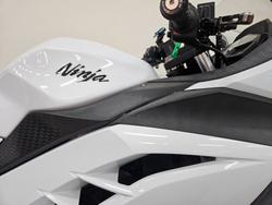 2014 Kawasaki NINJA 300 White