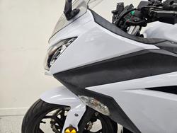 2014 Kawasaki NINJA 300 White
