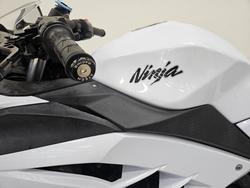 2014 Kawasaki NINJA 300 White