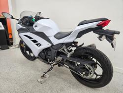 2014 Kawasaki NINJA 300 White