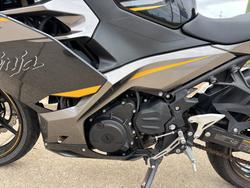 2021 Kawasaki 2021 Kawasaki 400CC Z400 SPORTS grey