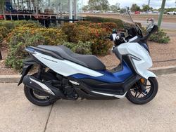 Honda Forza 300 (NSS300A)