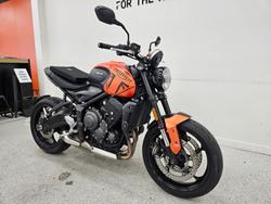 2023 Triumph TRIDENT 660 Orange