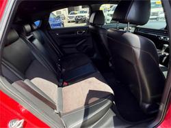 2021 HONDA CIVIC VTi-LX