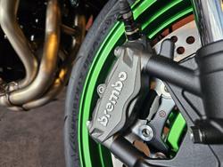 2026 Kawasaki Z900 SE Z Grey